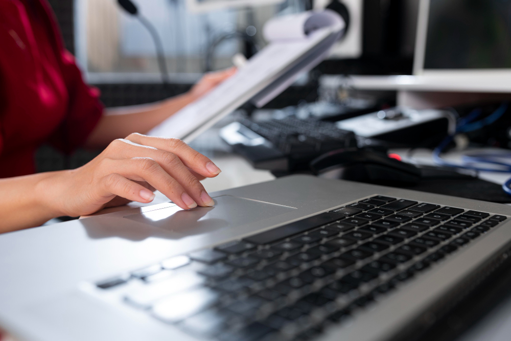Comprar Notebook E Desktops vs Locação: Análise De Custos Para Empresas
